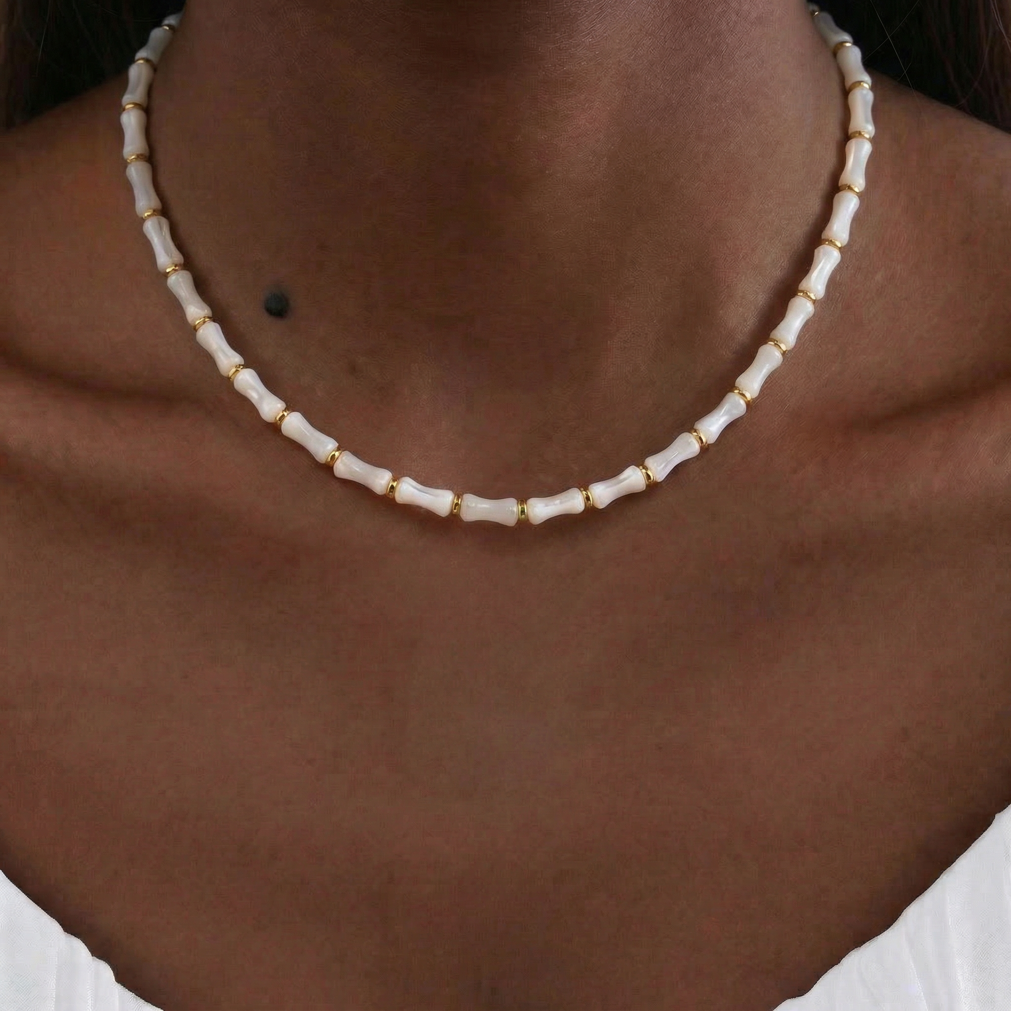 White Mother of Pearl Necklace in 18K Gold Plated Copper