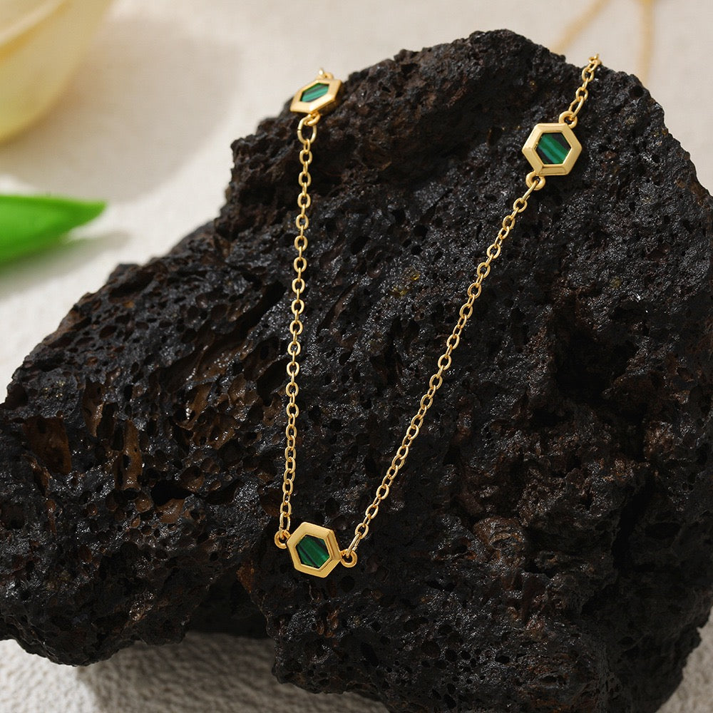 Malachite Necklace in 18K gold-plated copper